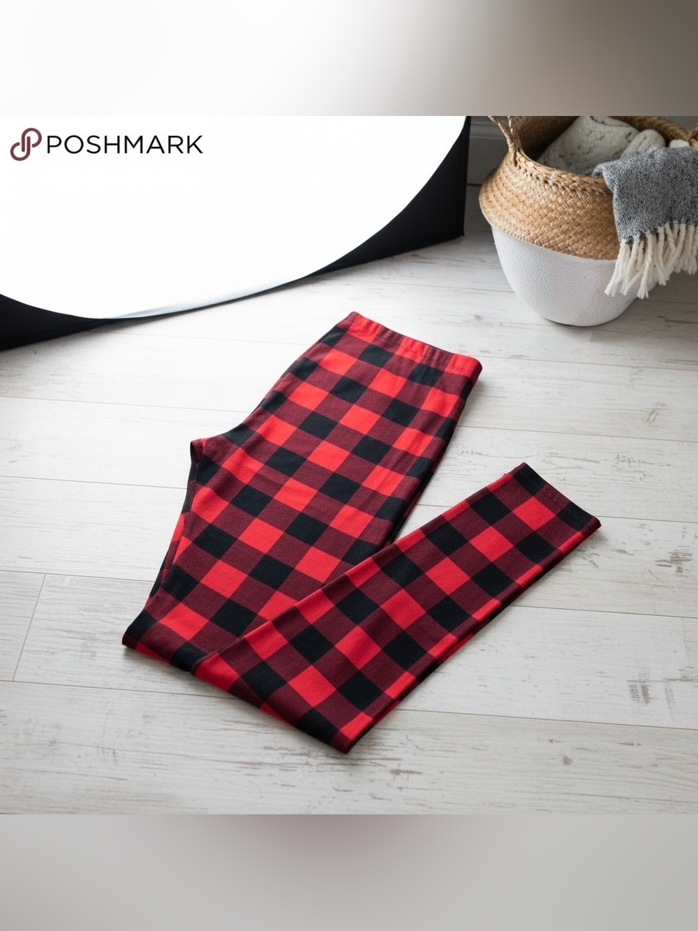 SATINA Women’s Plus Size Red Black Buffalo Plaid Leggings NWT